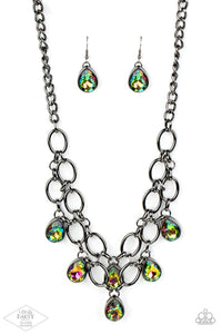 PAPARAZZI - SHOW-STOPPING SHIMMER - MULTI OIL SPILL NECKLACE - PINK DIAMOND EXCLUSIVE